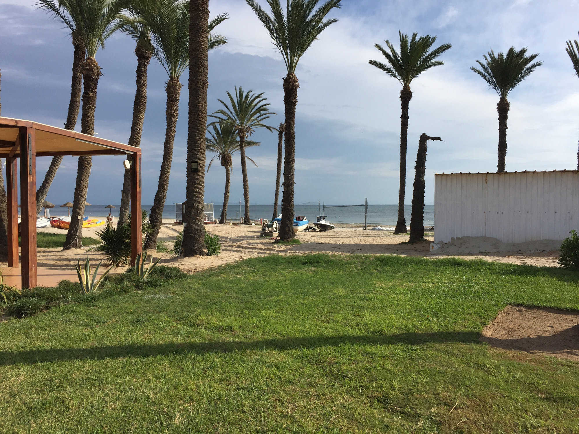 Helping to take tourism back to Tunisia